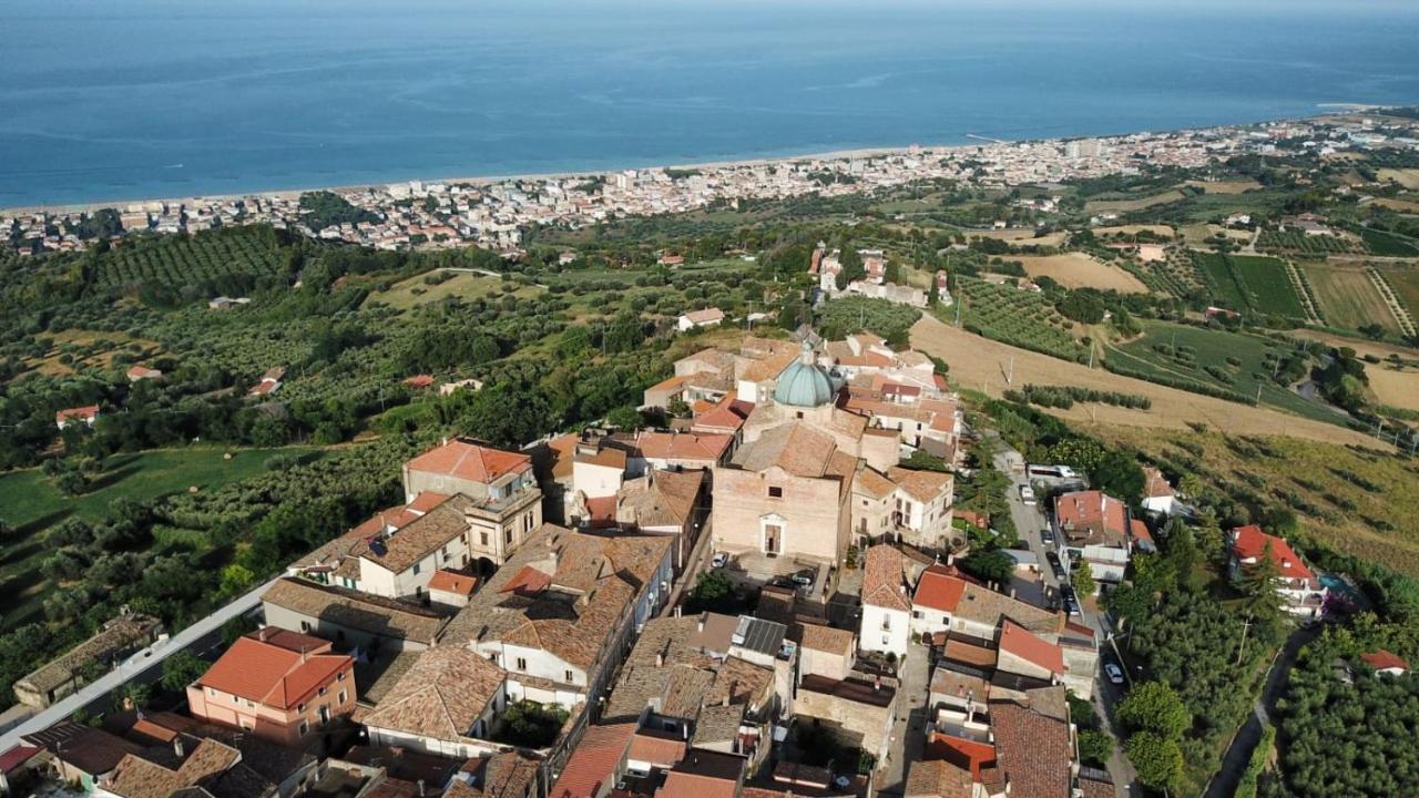Appartamento Seta Luxury Roseto Degli Abruzzi Esterno foto