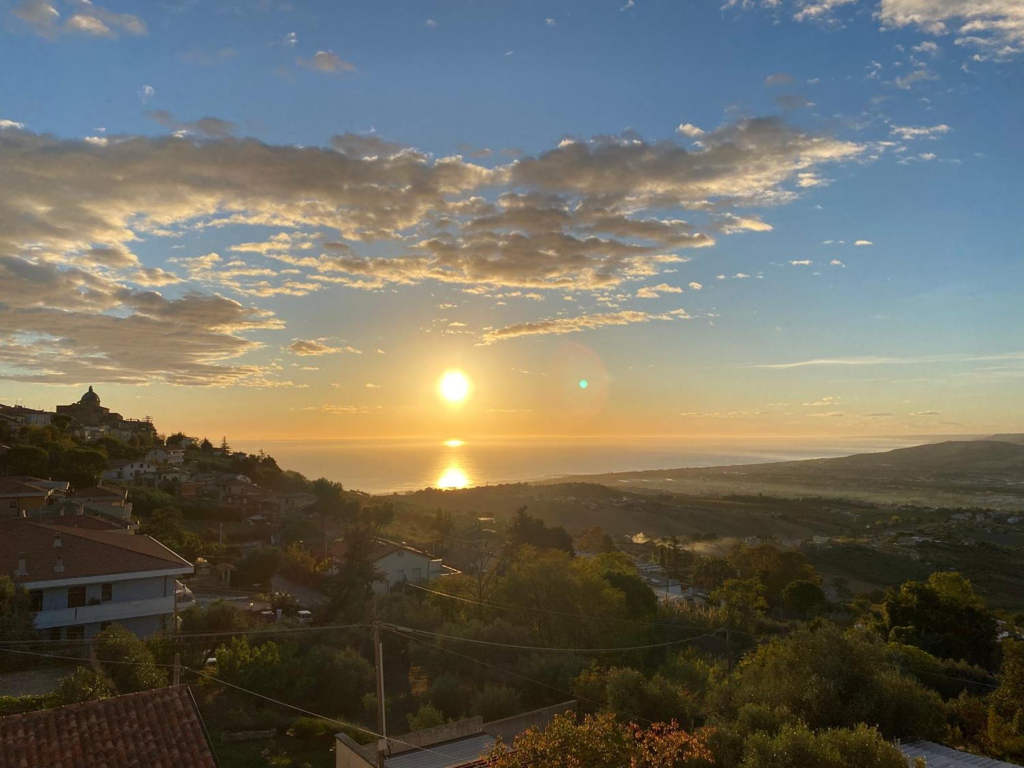 Appartamento Seta Luxury Roseto Degli Abruzzi Esterno foto