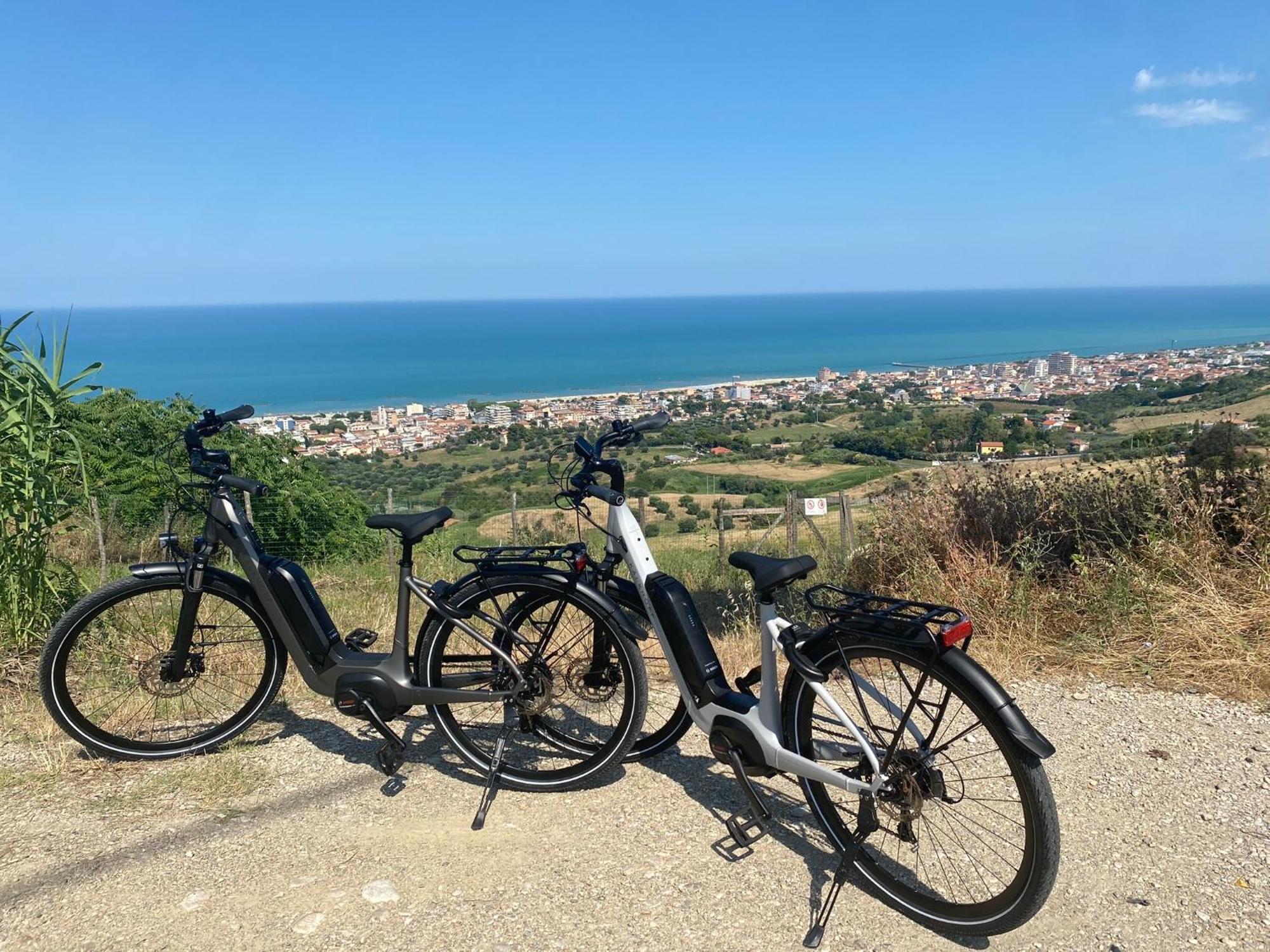 Appartamento Seta Luxury Roseto Degli Abruzzi Esterno foto
